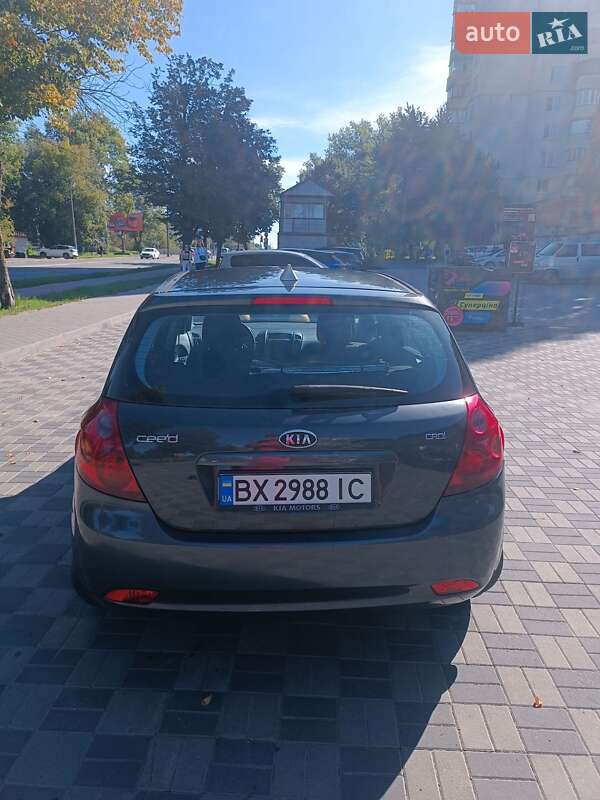 Хэтчбек Kia Ceed 2009 в Хмельницком