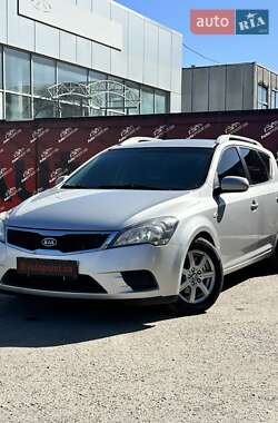Универсал Kia Ceed 2010 в 