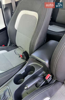 Хэтчбек Kia Ceed 2015 в 