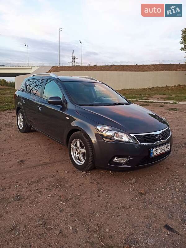 Универсал Kia Ceed 2011 в Вознесенске фото 6 Универсал Kia Ceed 2011 в Вознесенске