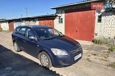 Універсал Kia Ceed 2007 в Житомирі