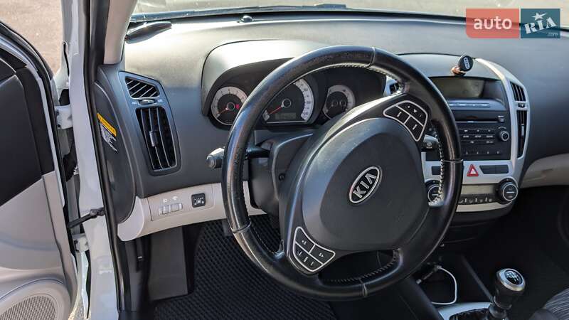 Хэтчбек Kia Ceed 2008 в Харькове фото 21 Хэтчбек Kia Ceed 2008 в Харькове