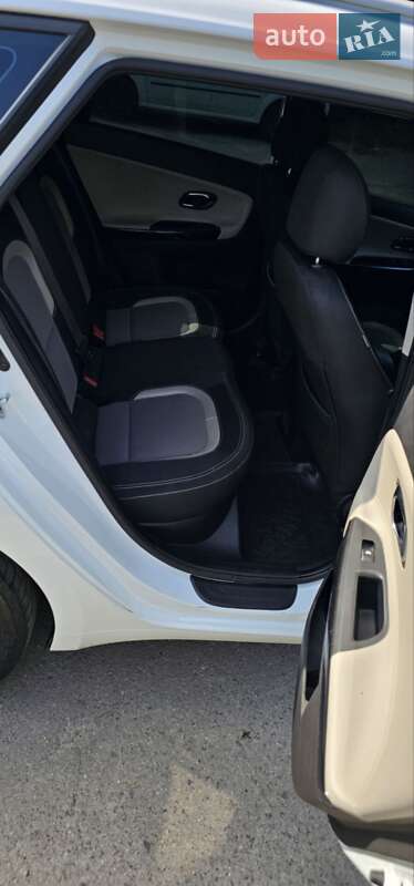 Універсал Kia Ceed 2014 в Львові