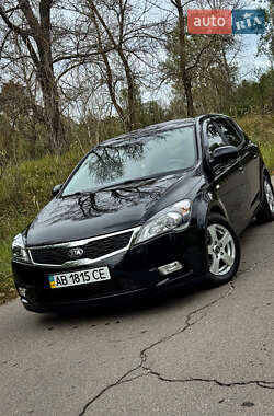 Хэтчбек Kia Ceed 2009 в Киеве