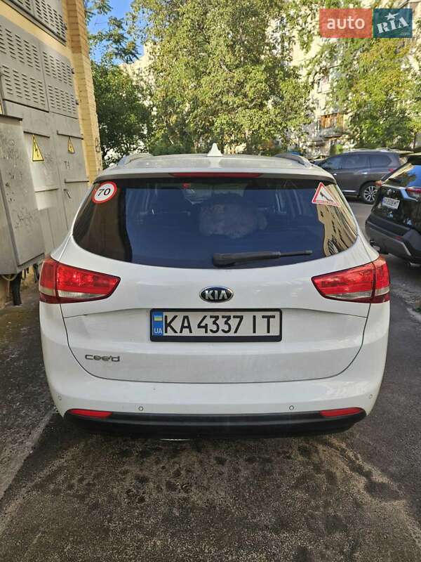 Универсал Kia Ceed 2017 в Киеве фото 10 Универсал Kia Ceed 2017 в Киеве
