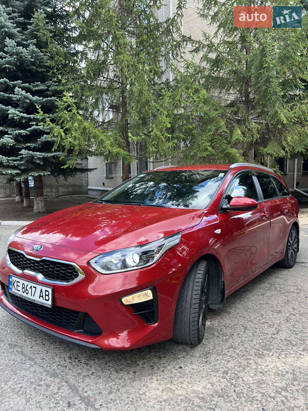 Универсал Kia Ceed 2018 в Днепре
