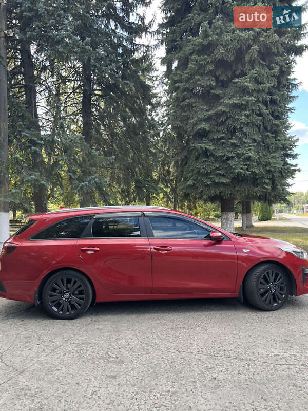 Универсал Kia Ceed 2018 в Днепре