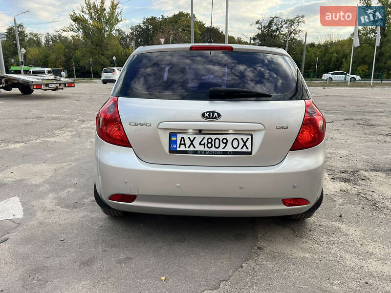 Хэтчбек Kia Ceed 2008 в Харькове