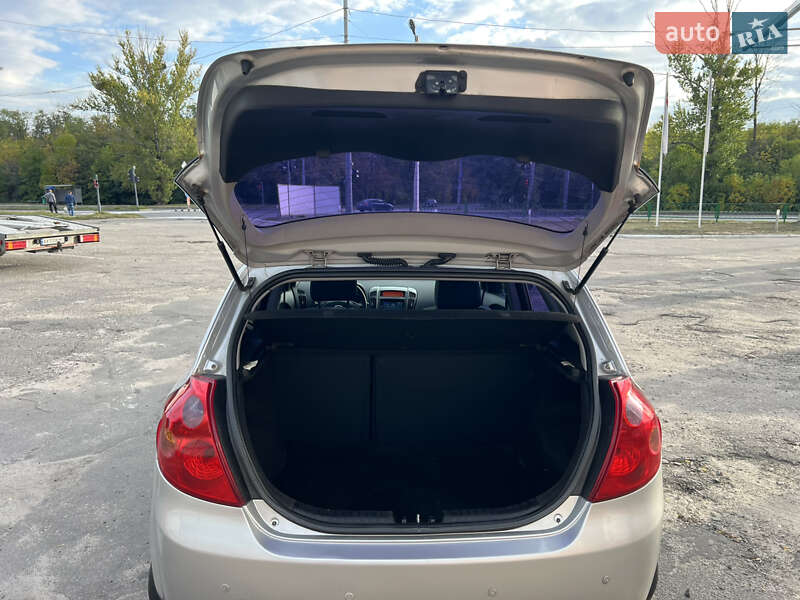 Хэтчбек Kia Ceed 2008 в Харькове