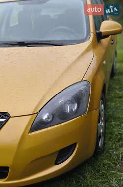 Хэтчбек Kia Ceed 2007 в Черновцах