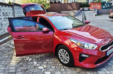 Хэтчбек Kia Ceed 2019 в 