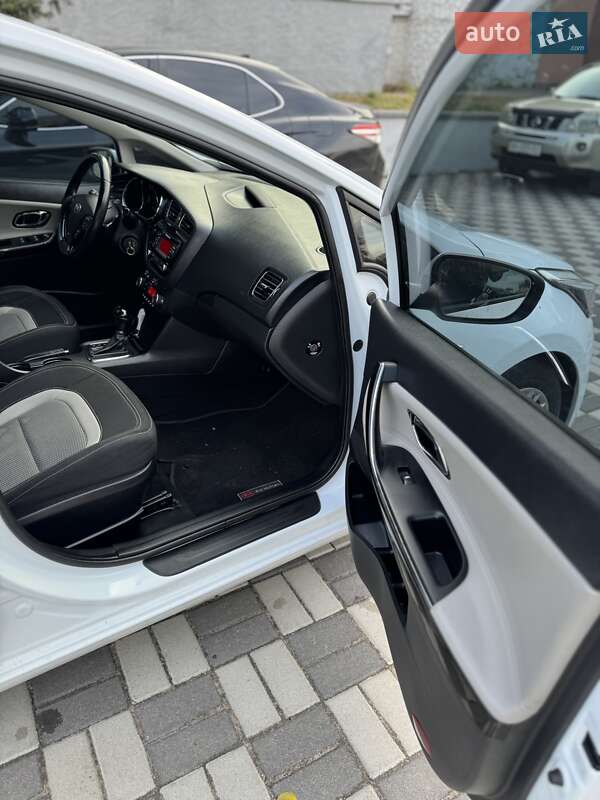 Хетчбек Kia Ceed 2013 в Києві