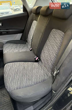 Хэтчбек Kia Ceed 2008 в 
