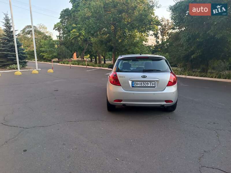 Хэтчбек Kia Ceed 2007 в Одессе