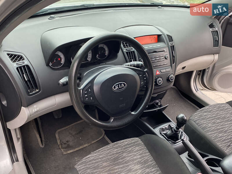 Хетчбек Kia Ceed 2008 в Білій Церкві