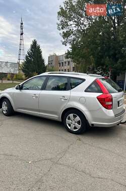 Универсал Kia Ceed 2011 в 