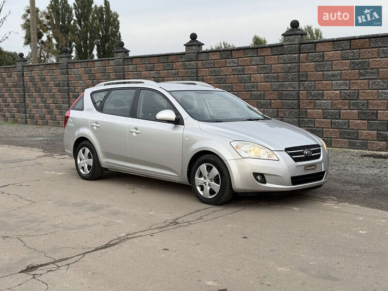 Универсал Kia Ceed 2008 в 