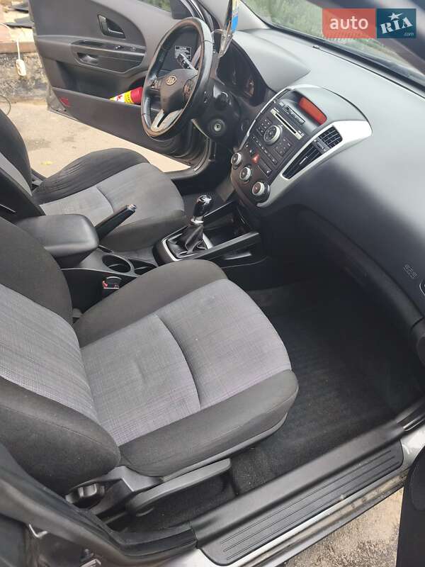 Хетчбек Kia Ceed 2011 в Гнівані фото 7 Хетчбек Kia Ceed 2011 в Гнівані