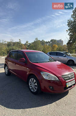 Хэтчбек Kia Ceed 2007 в Запорожье
