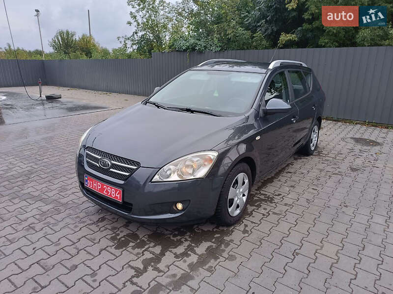 Универсал Kia Ceed 2009 в Красилове