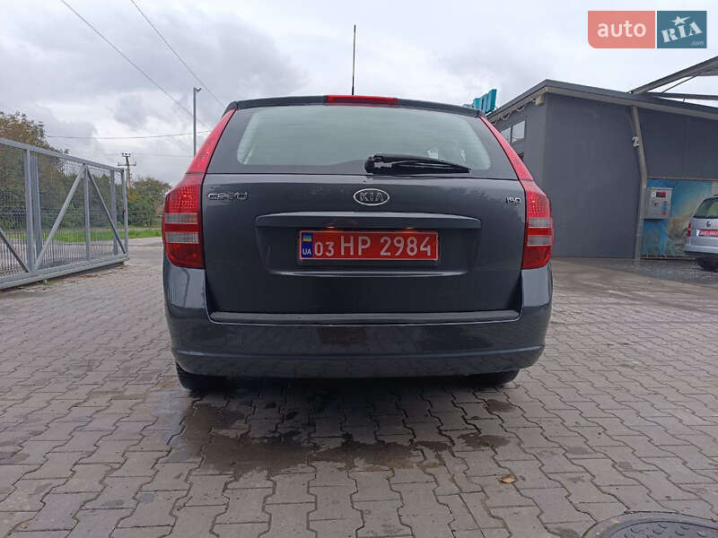 Универсал Kia Ceed 2009 в Красилове
