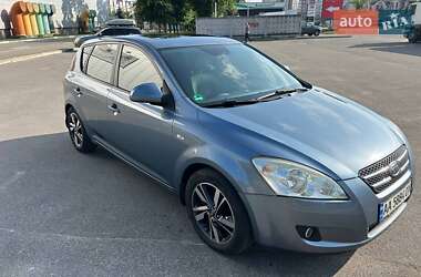 Хэтчбек Kia Ceed 2007 в Киеве