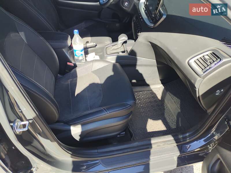 Хэтчбек Kia Ceed 2023 в Каменском фото 16 Хэтчбек Kia Ceed 2023 в Каменском