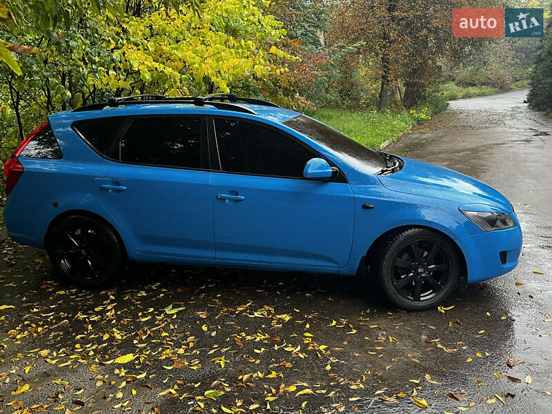 Универсал Kia Ceed 2008 в Киеве