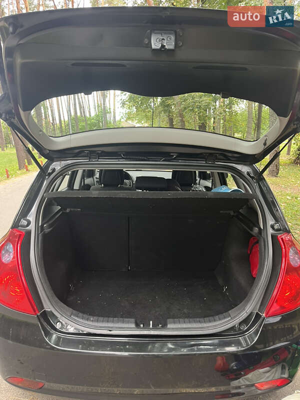 Хетчбек Kia Ceed 2008 в Софіївській Борщагівці