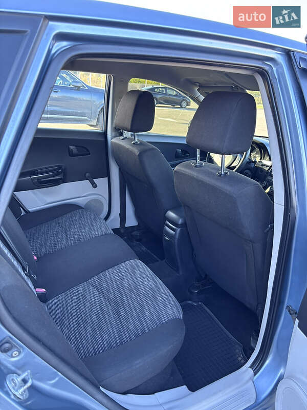 Хэтчбек Kia Ceed 2008 в Киеве