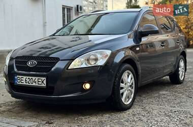 Универсал Kia Ceed 2008 в Николаеве