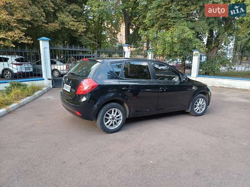 Хэтчбек Kia Ceed 2007 в Сумах фото 4 Хэтчбек Kia Ceed 2007 в Сумах