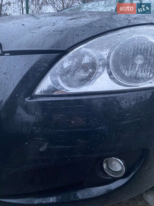 Хетчбек Kia Ceed 2007 в Києві фото 5 Хетчбек Kia Ceed 2007 в Києві