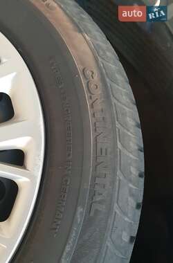 Хэтчбек Kia Ceed 2016 в 