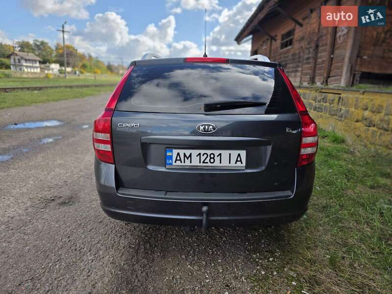 Универсал Kia Ceed 2008 в Житомире