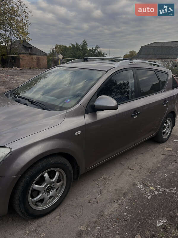 Универсал Kia Ceed 2008 в Первомайске фото Универсал Kia Ceed 2008 в Первомайске