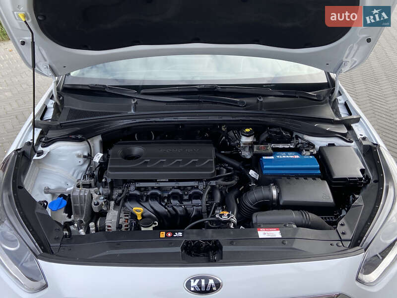 Хетчбек Kia Ceed 2019 в Києві фото 31 Хетчбек Kia Ceed 2019 в Києві
