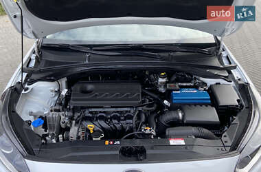 Хэтчбек Kia Ceed 2019 в 