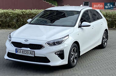 Хэтчбек Kia Ceed 2019 в 