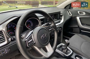 Хэтчбек Kia Ceed 2019 в 