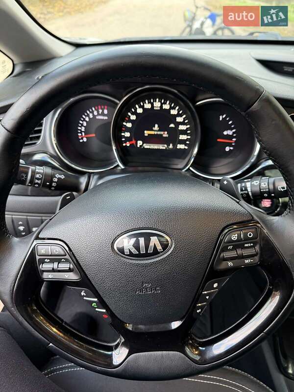 Хэтчбек Kia Ceed 2012 в Белгороде-Днестровском фото 21 Хэтчбек Kia Ceed 2012 в Белгороде-Днестровском