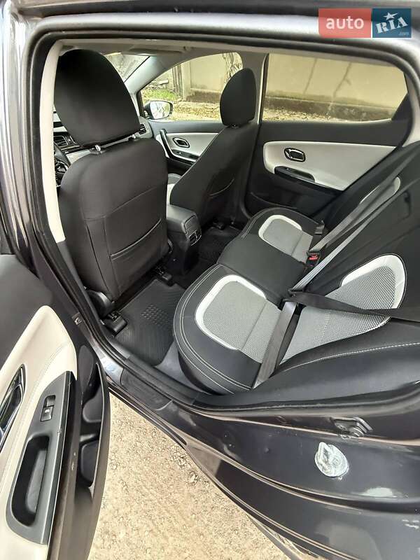 Хэтчбек Kia Ceed 2012 в Белгороде-Днестровском фото 26 Хэтчбек Kia Ceed 2012 в Белгороде-Днестровском