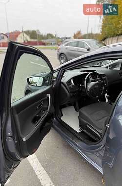 Универсал Kia Ceed 2012 в 