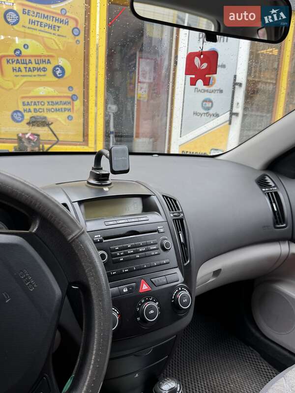 Универсал Kia Ceed 2008 в Подольске