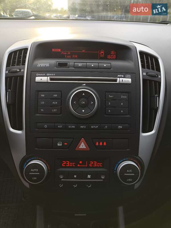 Універсал Kia Ceed 2012 в Запоріжжі