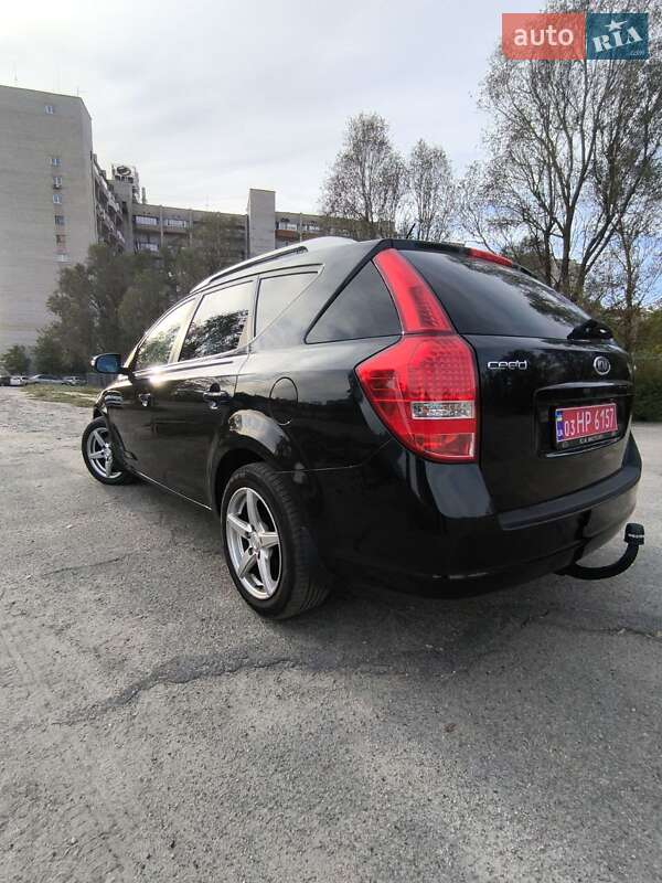 Універсал Kia Ceed 2012 в Запоріжжі