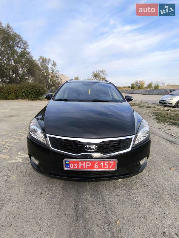 Універсал Kia Ceed 2012 в Запоріжжі