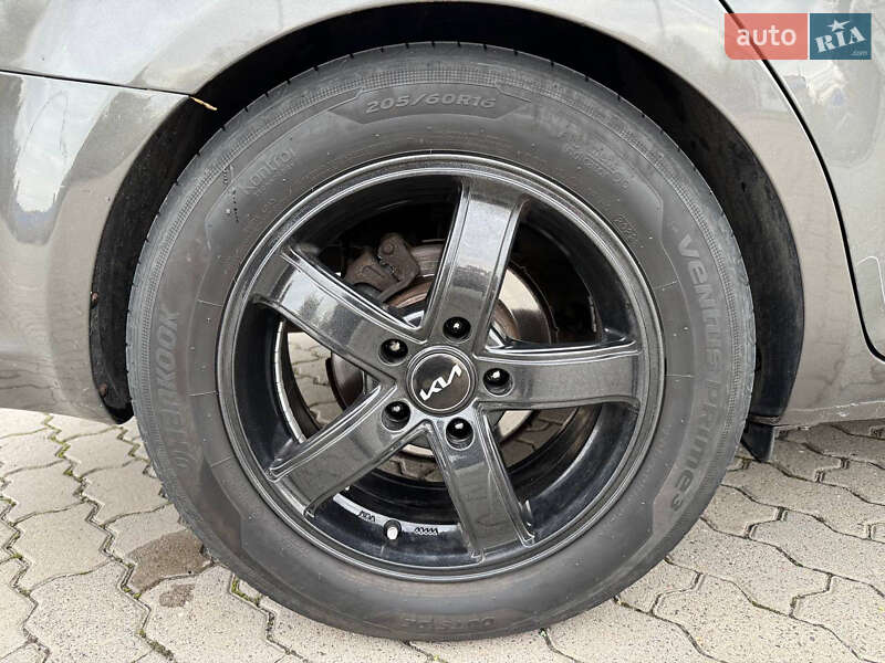 Универсал Kia Ceed 2010 в Жмеринке фото 42 Универсал Kia Ceed 2010 в Жмеринке