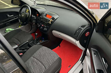 Хетчбек Kia Ceed 2007 в 