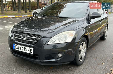 Хетчбек Kia Ceed 2007 в 